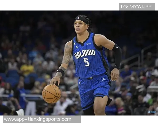 文班与哈珀同场竞技进攻防守双双领跑联盟展现强大实力 文班与哈珀同场竞技进攻防守双双领跑联盟展现强大实力