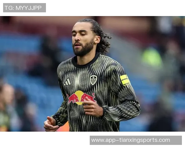 利兹联前锋勒温荣膺英超12月最佳球员助球队连胜打入6球 利兹联前锋勒温荣膺英超12月最佳球员助球队连胜打入6球